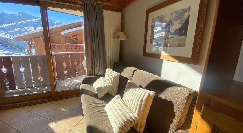 Le Chamois des Alpages de Reberty ski au pied - Image 1