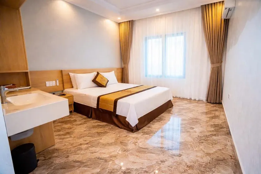 Serena Xuân Thành Hotel - Image 1