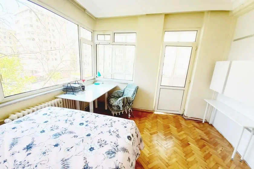 In Shared Apartment, Relaxing Double Bedroom - Image 1