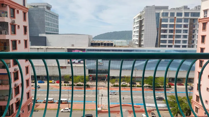 HOMESTAY BAJET@ MARINA COURT CONDO - Image 1