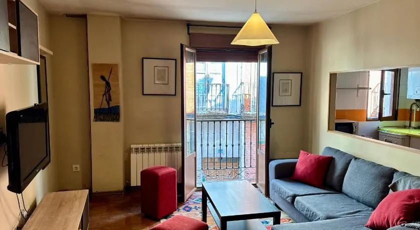Casa acogedora en el centro histórico de Cuéllar - Image 1