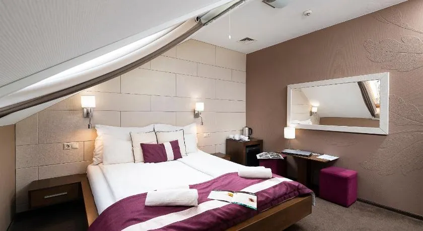 Hotel Fürdőház - Image 1