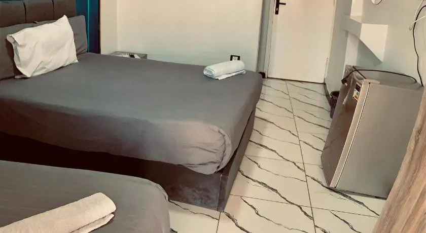 Nada HOTEL - Image 1