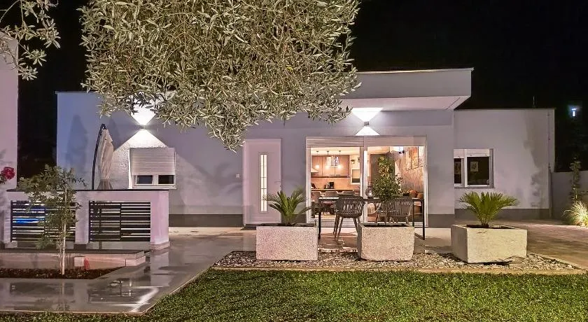 d'House Vinišće - Image 1