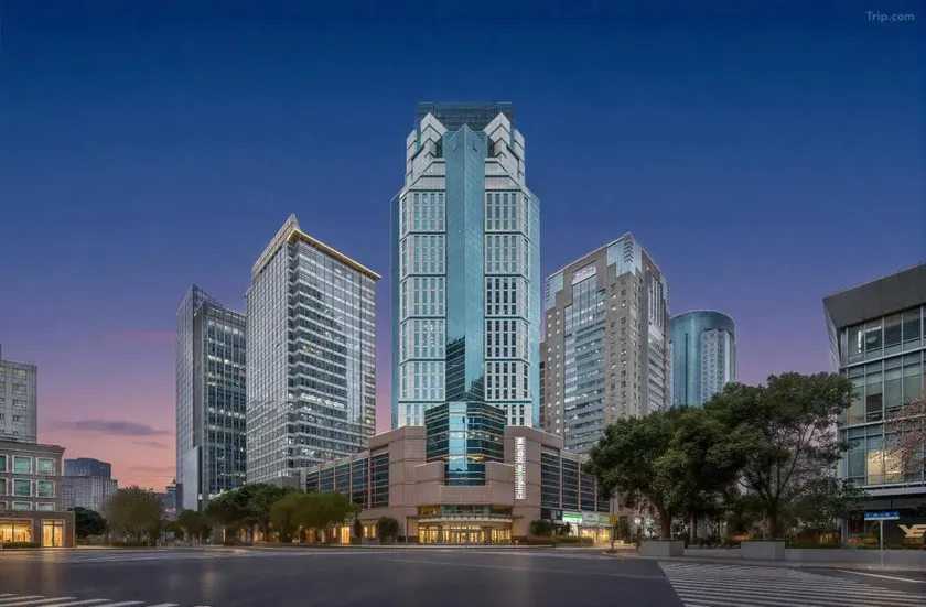 Campanile Hotel (Shanghai Lujiazui Center Xiangcheng Road Metro Station Branch) - Image 1