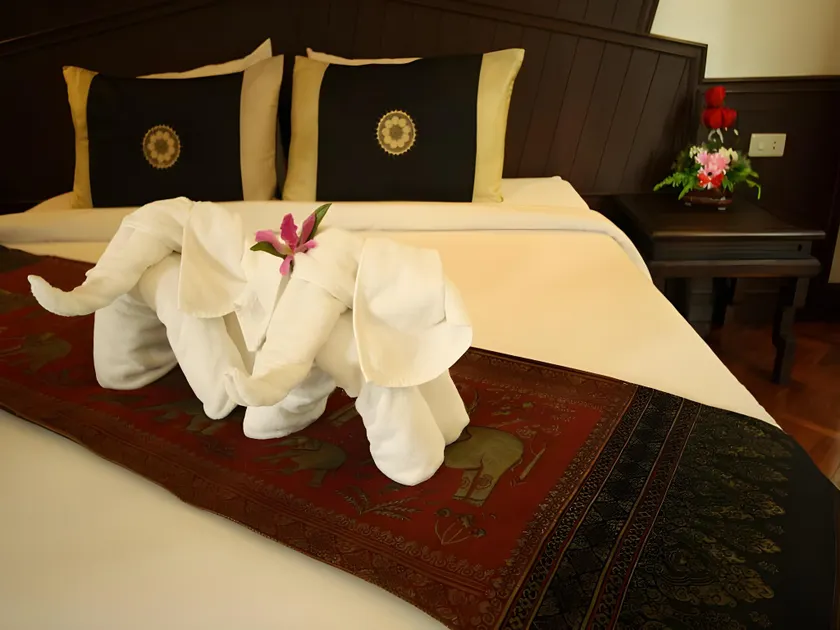 Baiyoke Chalet Hotel - Image 1