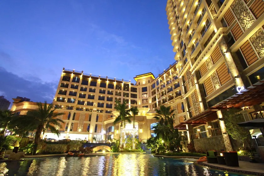 Legend International Hotel - Image 1