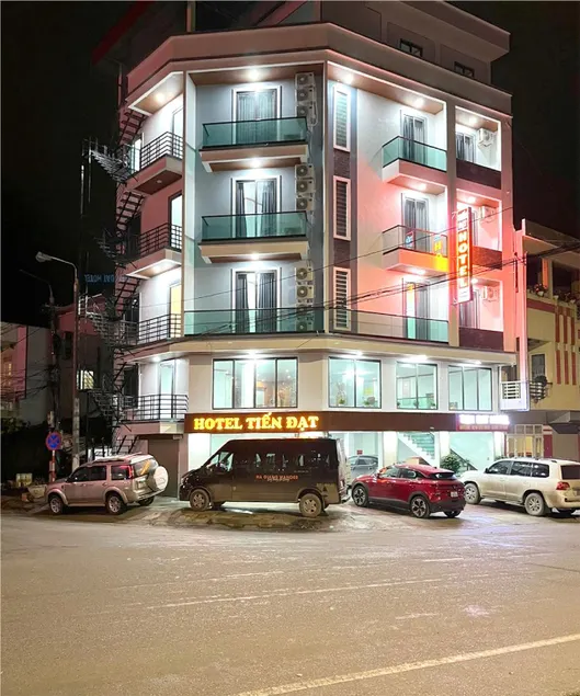 Khách sạn Tiến Đạt - Image 1