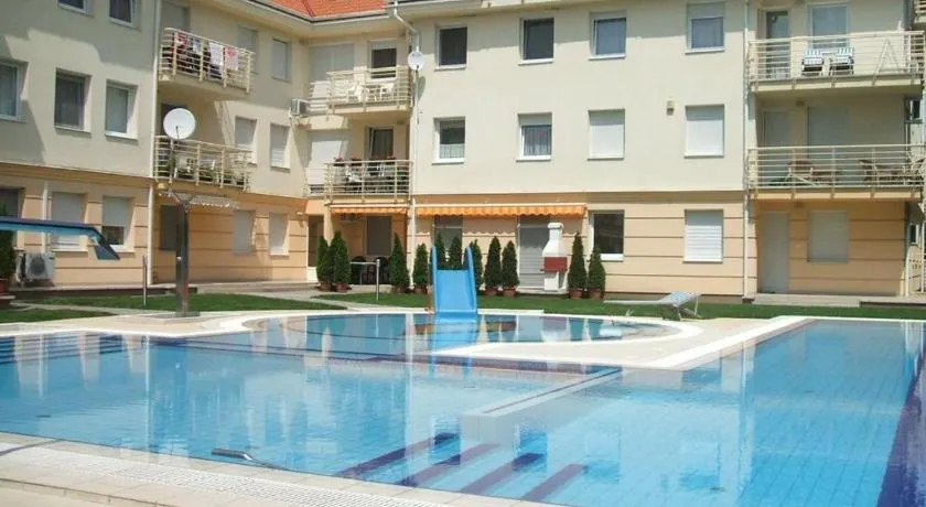 Luxory & Spa Apartman - Image 1