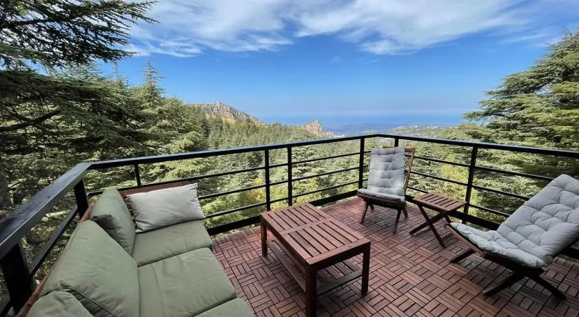 Cedar Scent Guesthouse - Image 1