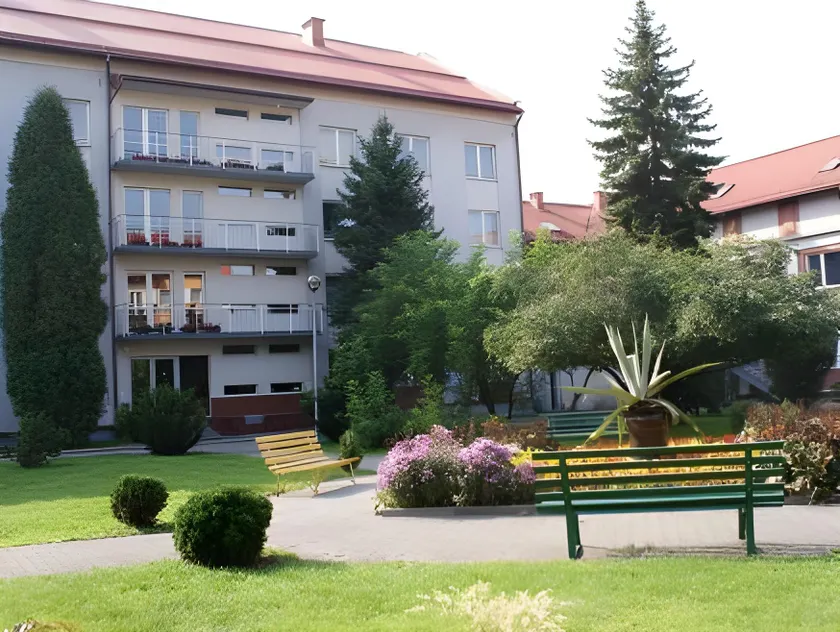 Hotel Monttis - Image 1