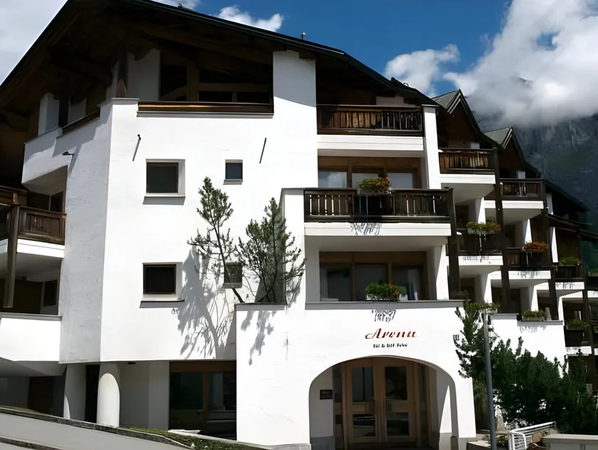 Arena Guesthouse - Image 1
