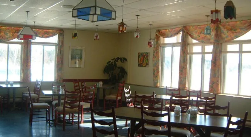 Auberge Île du Repos - Image 1