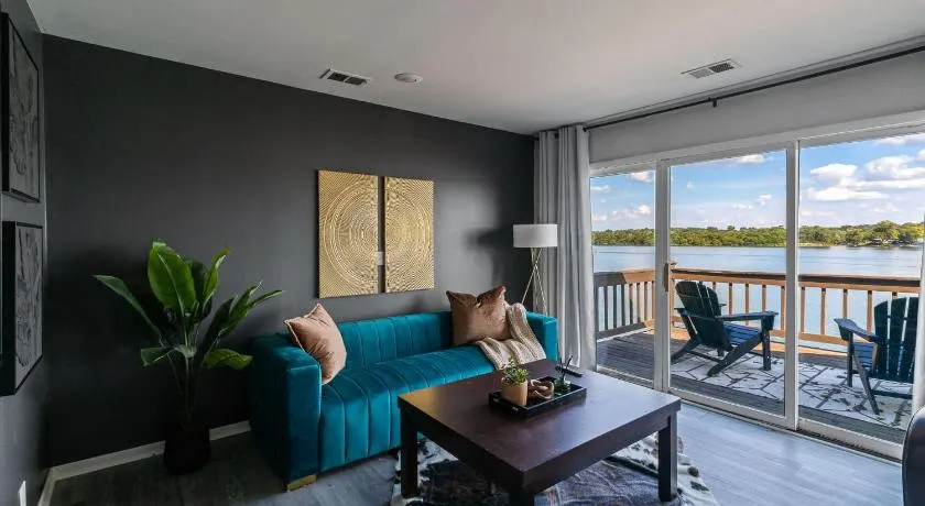 New Renovated 5BD Home with Hot Tub Sauna & Game Rm - Image 1