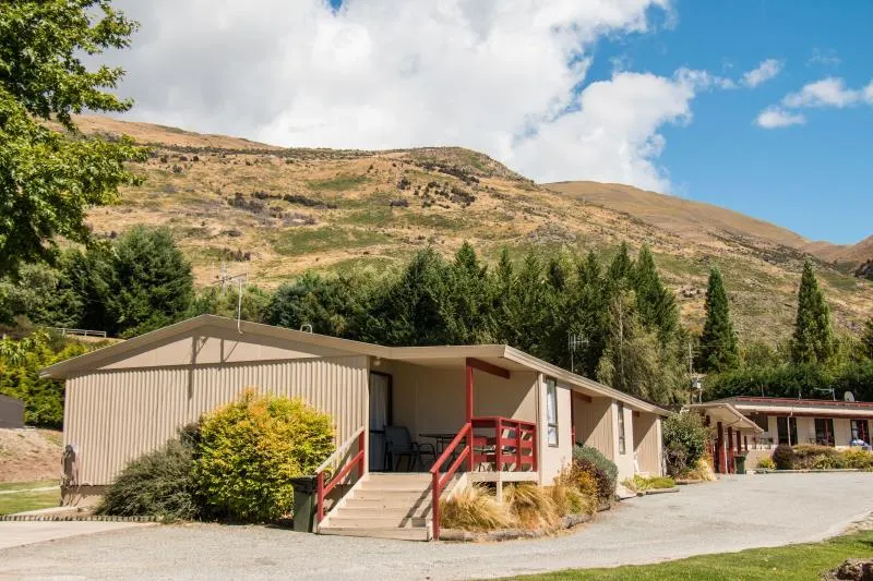 Mt Aspiring Holiday Park - Image 1