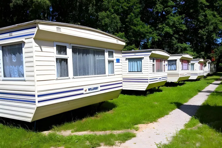 Dutch House in Lazy near Lake Jamno - Image 1