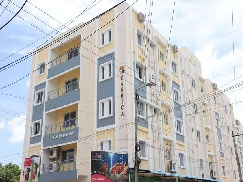 Starlight Hotels DLF - Image 1