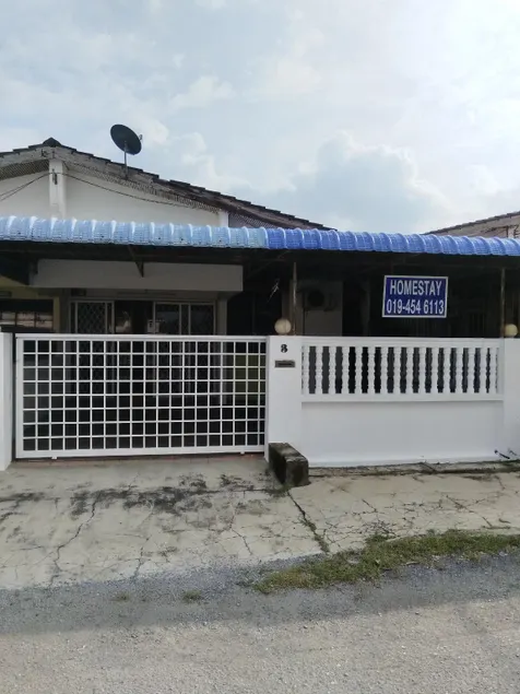Apple Valley Homestay - Image 1