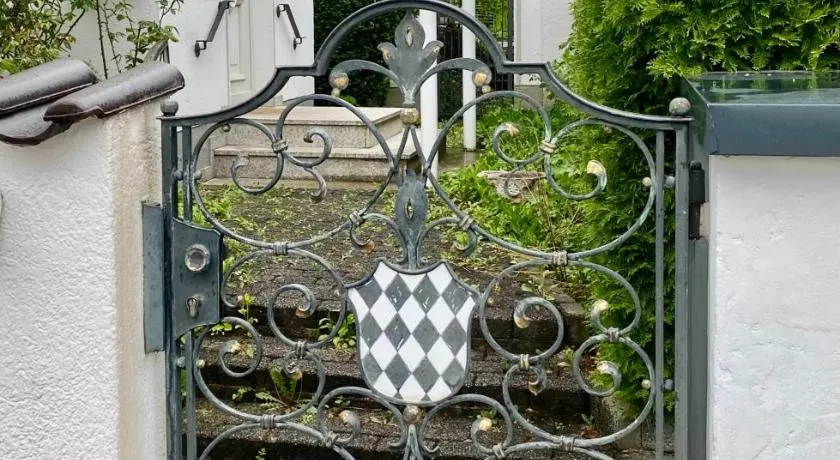 Estelada Retro Residence - Oberhaching - Image 1