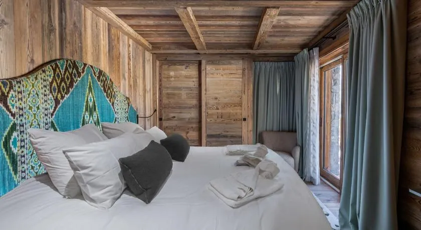 Chalet de luxe neuf avec piscine, jacuzzi, sauna et cinéma à Saint-Martin de Belleville - Image 1