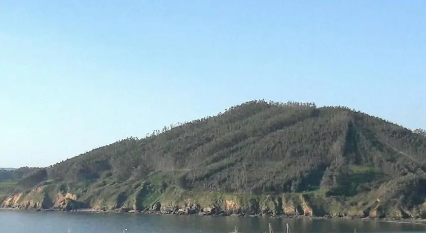1ª LÍNEA DE PLAYA, VISTAS AL MAR Y MUY CÉNTRICO. - Image 1