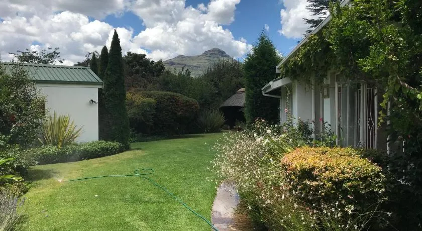 Rosewood Corner, Clarens - Image 1