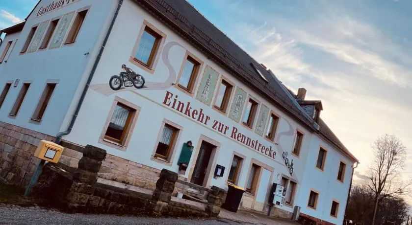 Einkehr zur Rennstrecke - Image 1