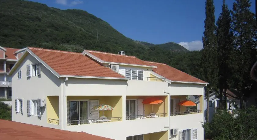 Apartments Viktoria - Image 1