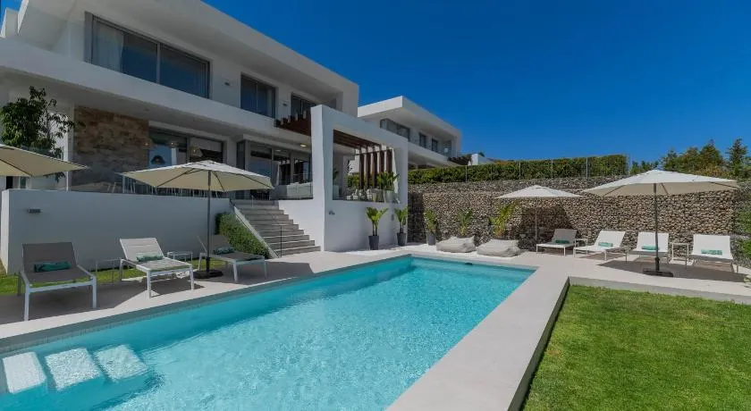 Villa Mariposa - Image 1