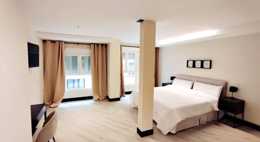 España Suites - Image 1