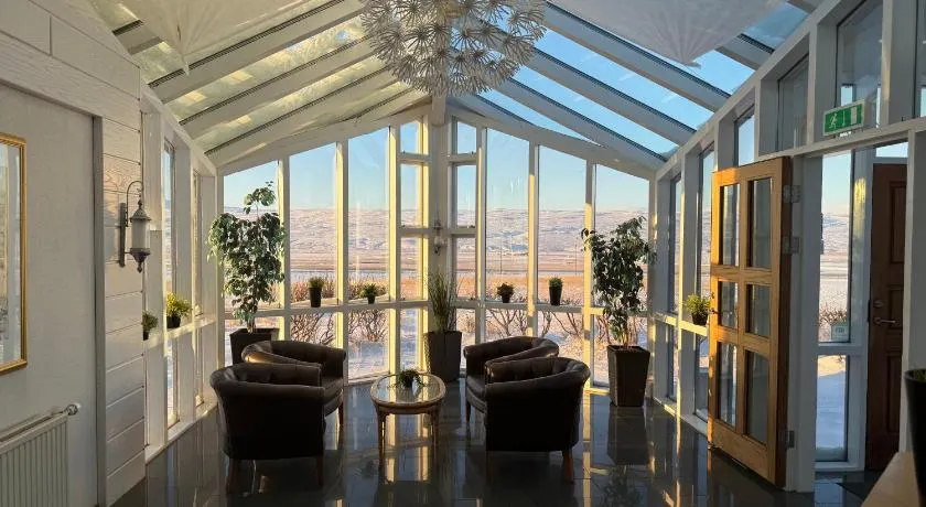 Frost Guesthouse - Image 1