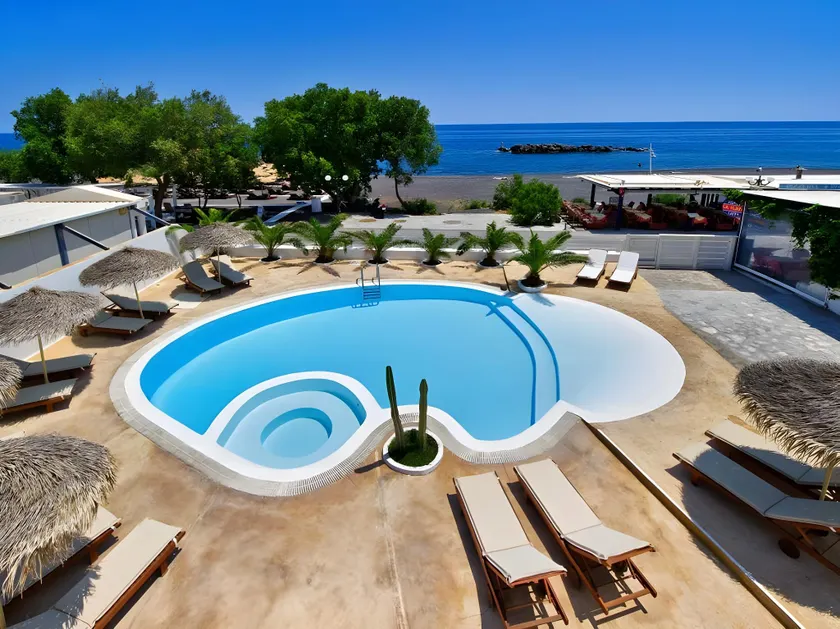 Nissia Beach Apartments & Suites - Image 1
