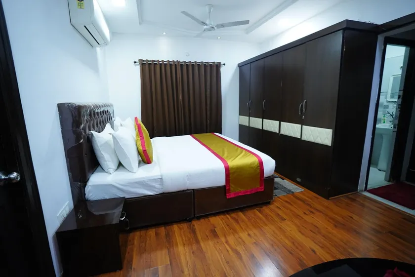 Hotel Brundavan Homes - Image 1