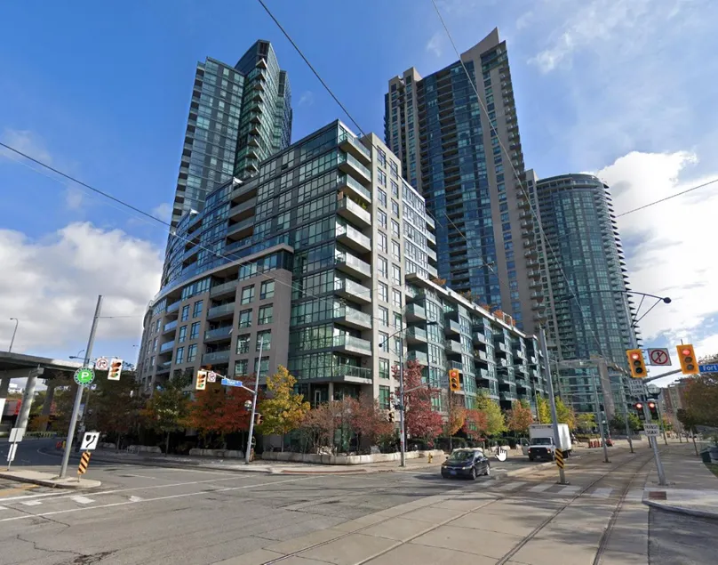 Atlantis at Waterpark Suites Toronto - Image 1