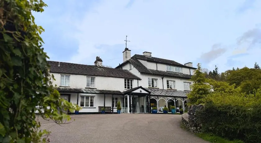 Skelwith Bridge Hotel - Image 1