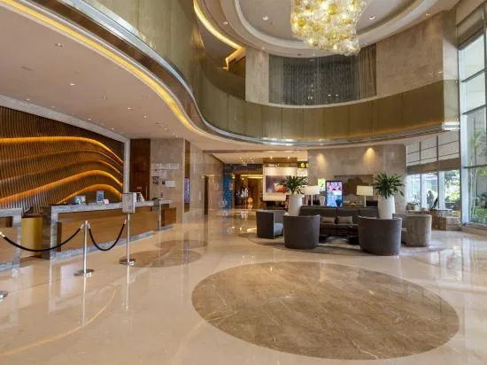 Yueyou Light Luxury Hotel (Chongqing Jiefangbei Hongyadong Branch) - Image 1