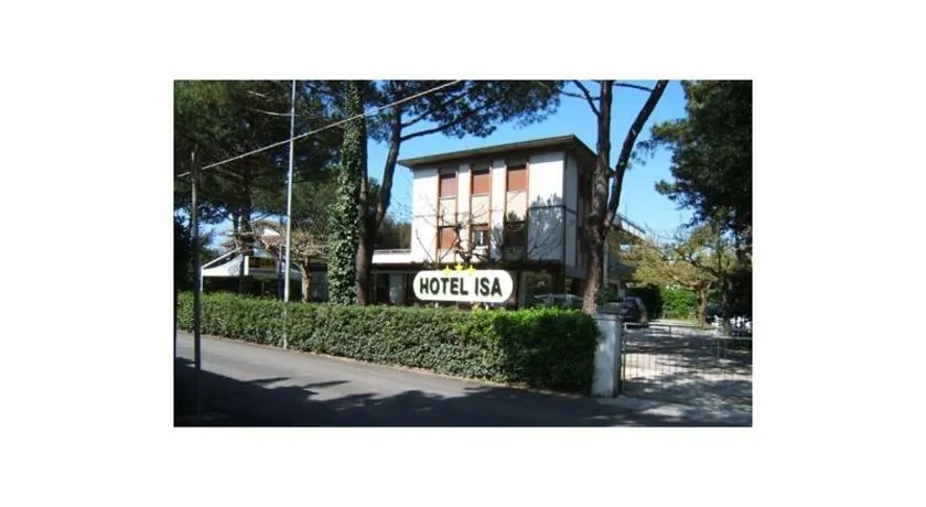 HOTEL ISA - Image 1