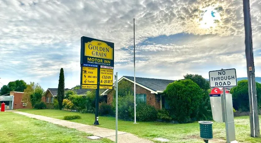 Golden Grain Motor Inn - Image 1