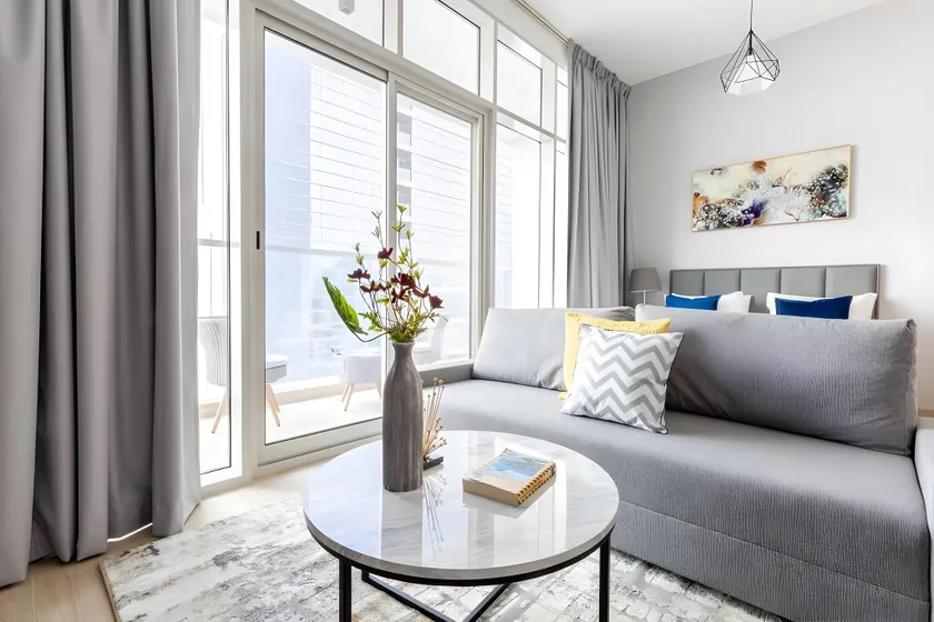 Beautiful Studio Apartment in Dubai Marina - Image 1