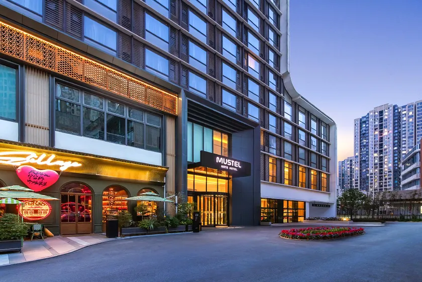 Chengdu Mustel Wenti Hotel - Image 1