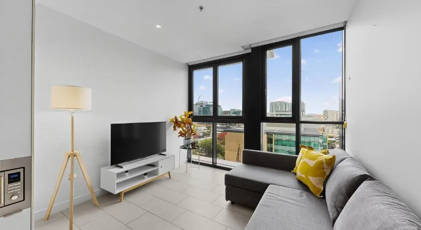 Stylish 1BR Valley Stay with Secure Car Park - Image 1