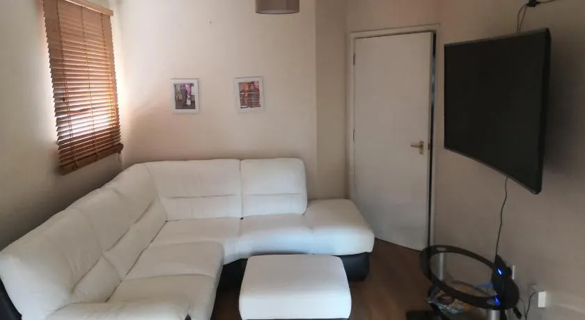 Olympus Apartment - Image 1