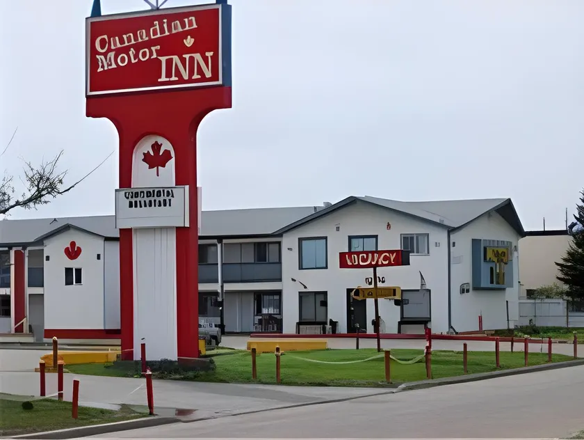 Canadian Motor Inn - Image 1