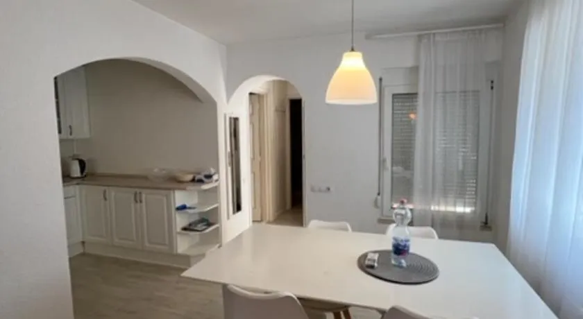 Sofi appartment - Image 1