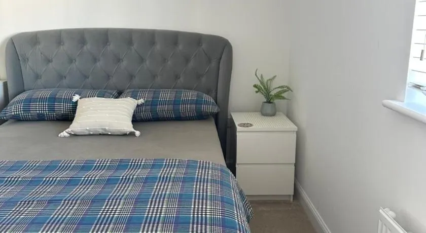 Ensuite Room in a home- East of Edinburgh - Image 1