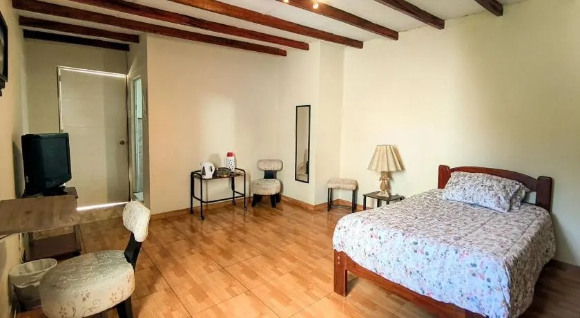 ENHEBRA HOUSE - Image 1