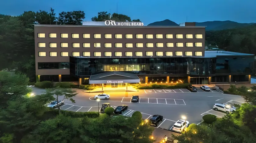 Chuncheon Bears Hotel - Image 1