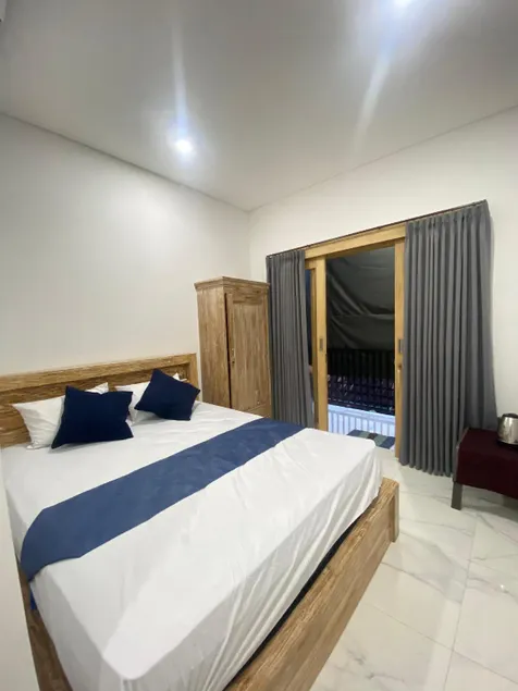 SH Hotel Kuta- 20 Second to the Beach by Micky Studio - Image 1