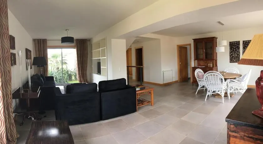 Large Villa of Pico da Bagacina - Image 1