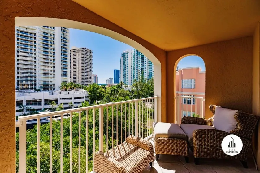 Uhost AI - 3BR Condo - Stunning Water Views - Image 1